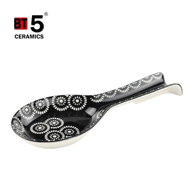 Fashion black big spoon shape appetizer ceramic plates dishes for small food